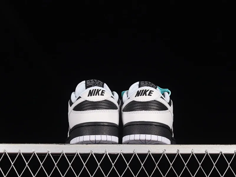All Categories Nk SB Dunk Series Nk SB Dunk Low Low-top Sneakers F Version Nk Dunk Low "Reverse Panda" White and Black Reverse Panda SB Smashing Backboard Fashion Casual Sneakers FD9064-011
